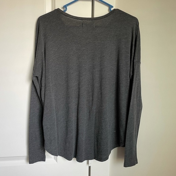 Abercrombie and Fitch shirt - Picture 3 of 3